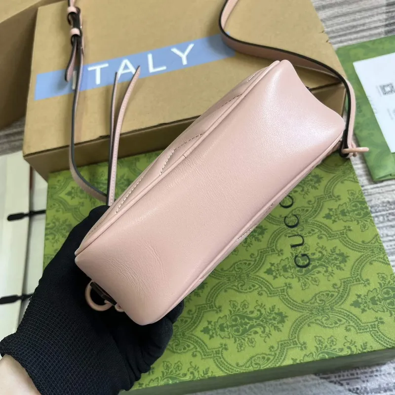 Gucci 634936 GG Marmont Mini Kabelka přes rameno Světle růžová matelassé chevron kůže