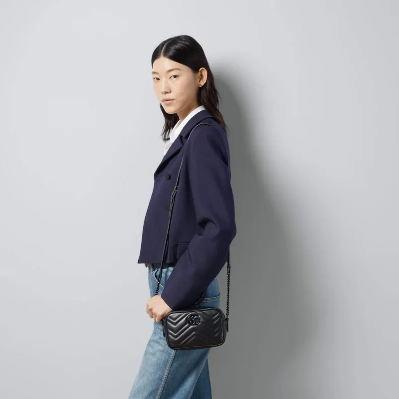 Gucci 634936 GG Marmont Mini Kabelka přes rameno Černá matelassé chevron kůže