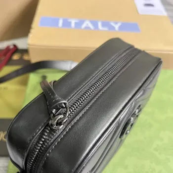 Gucci 634936 GG Marmont Mini Kabelka přes rameno Černá matelassé chevron kůže