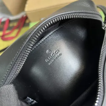 Gucci 634936 GG Marmont Mini Kabelka přes rameno Černá matelassé chevron kůže