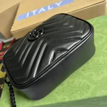 Gucci 634936 GG Marmont Mini Kabelka přes rameno Černá matelassé chevron kůže