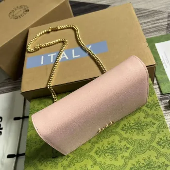 Gucci 772643 Řetízková peněženka s nápisem Gucci Světle růžová