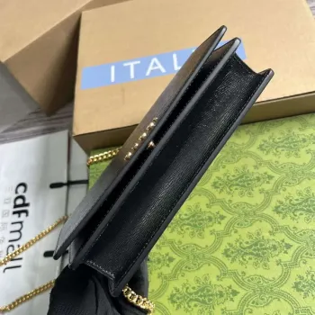 Gucci 772643 Řetězová peněženka s Gucci nápisem černá