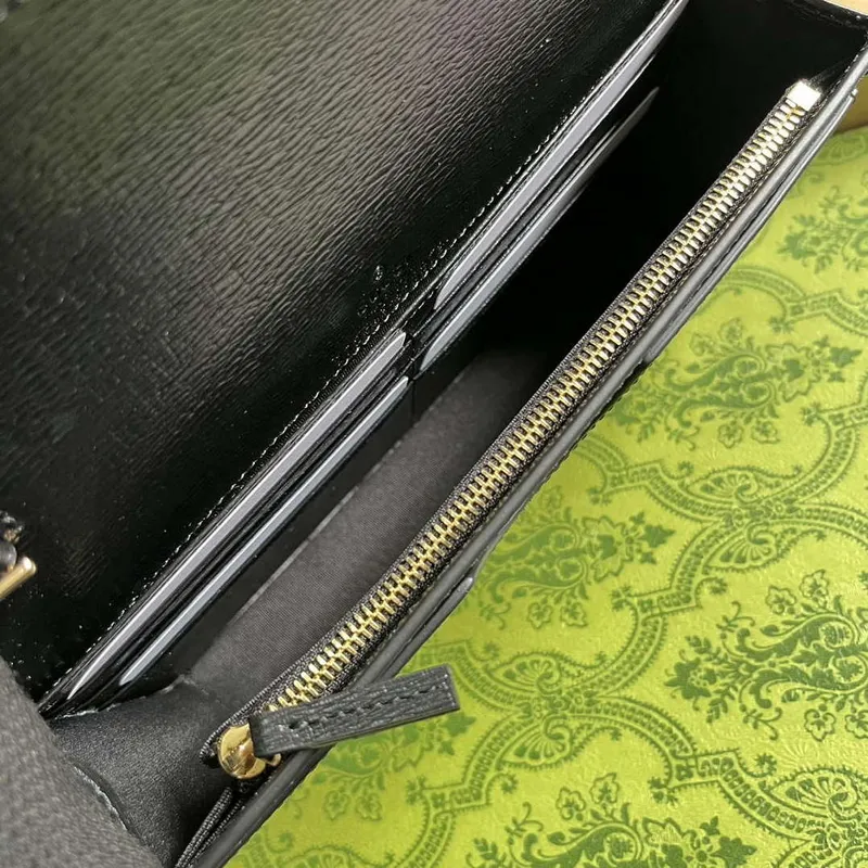 Gucci 772643 Řetězová peněženka s Gucci nápisem černá
