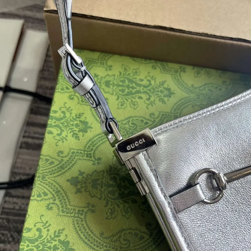 Gucci 764191 Gucci Horsebit Slim Malá Kabelka přes Rameno Metalická Stříbrná