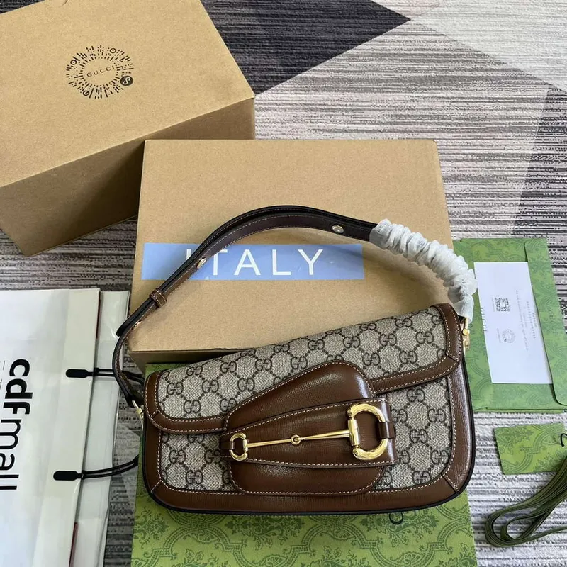Gucci 764155 Gucci Horsebit 1955 Malá ramenní taška Hnědá