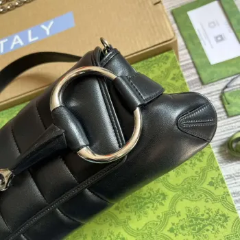 Gucci 764255 Gucci Horsebit Chain Střední Kabelka přes Rameno Černá