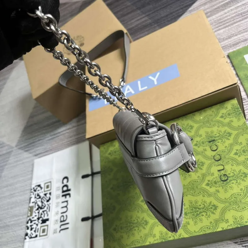 Gucci 764339 Gucci Horsebit Chain Malá Kabelka přes Rameno Šedá