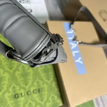 Gucci 764339 Gucci Horsebit Chain Malá Kabelka přes Rameno Šedá