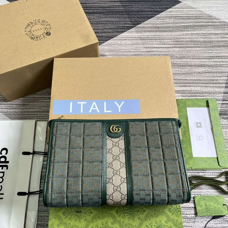 Gucci 751912 Mini GG Canvas Pouch Zelená