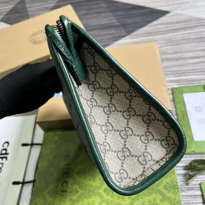 Gucci 751912 Mini GG Canvas Pouch Zelená