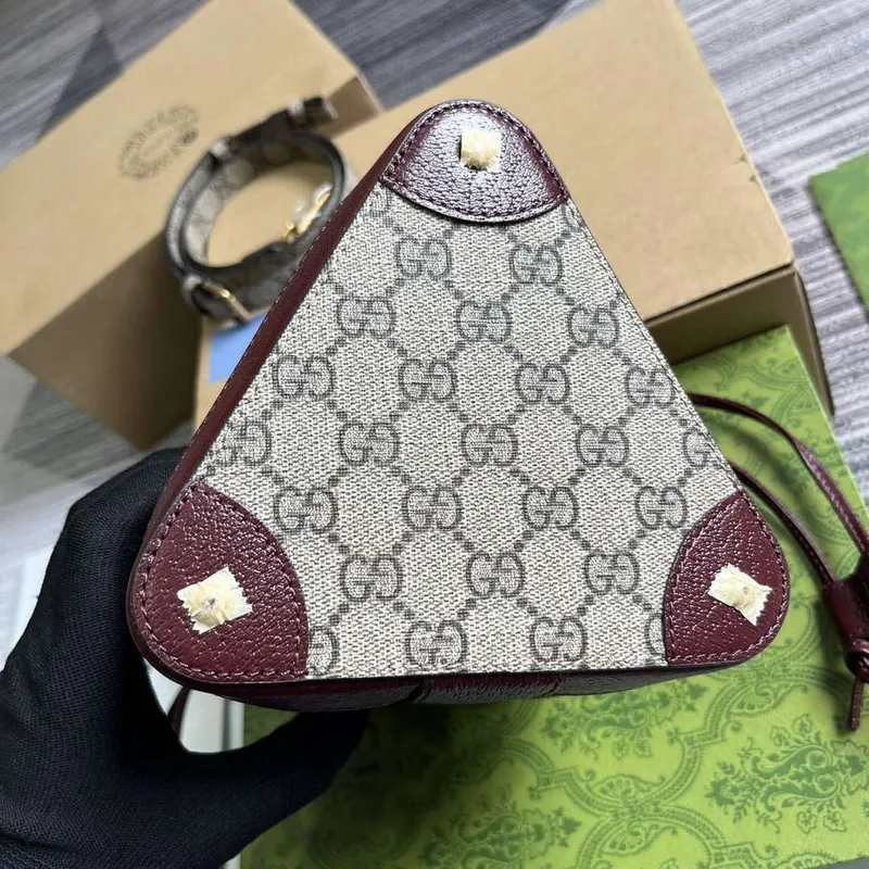Gucci 752583 Ophidia GG Kbelík Taška Červená