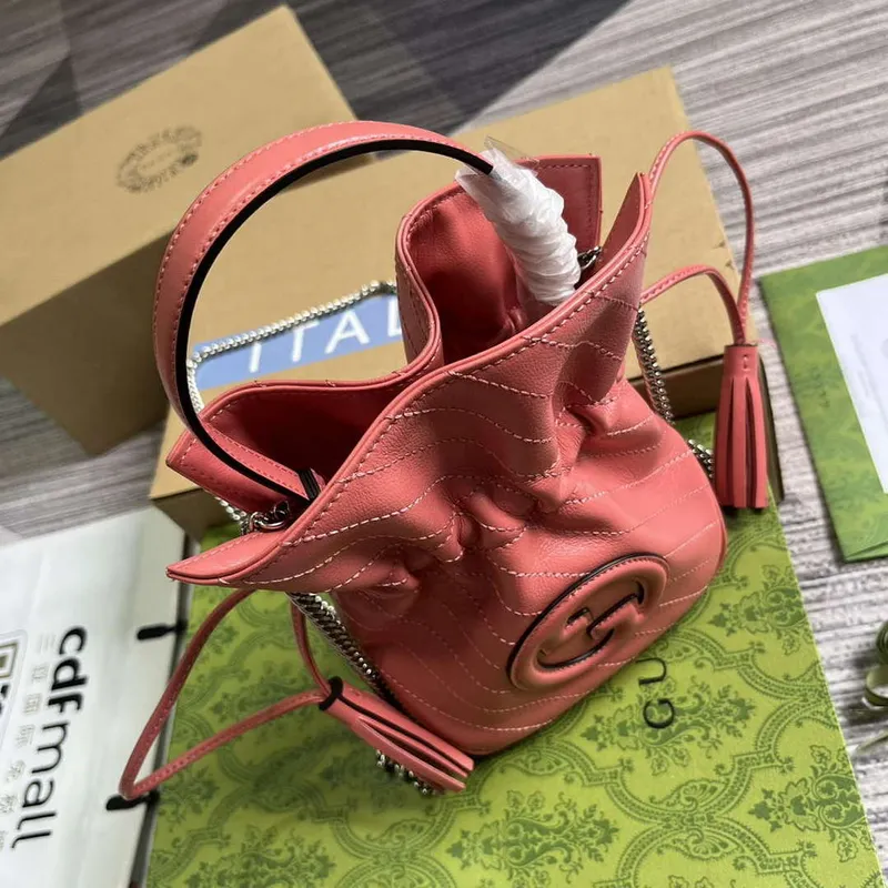 Gucci 760313 Gucci Blondie Mini Bucket Bag Růžová