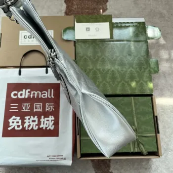 Gucci 751516 Blondie Medium Tote taška ve stříbrné kůži