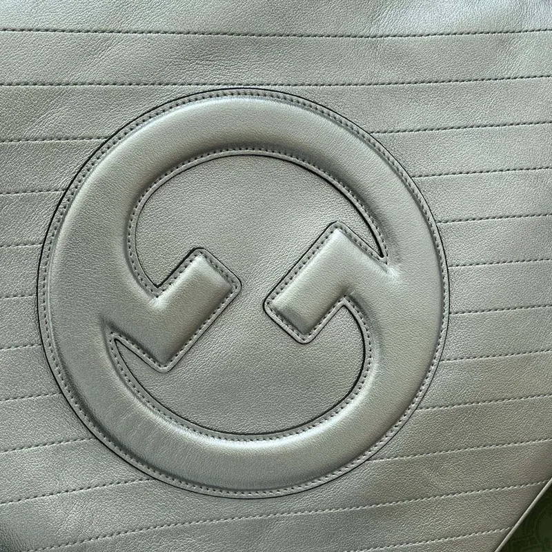 Gucci 751516 Blondie Medium Tote taška ve stříbrné kůži