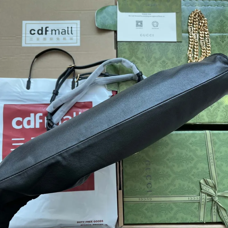 Gucci Deco střední taška GG 746210 v černé kůži