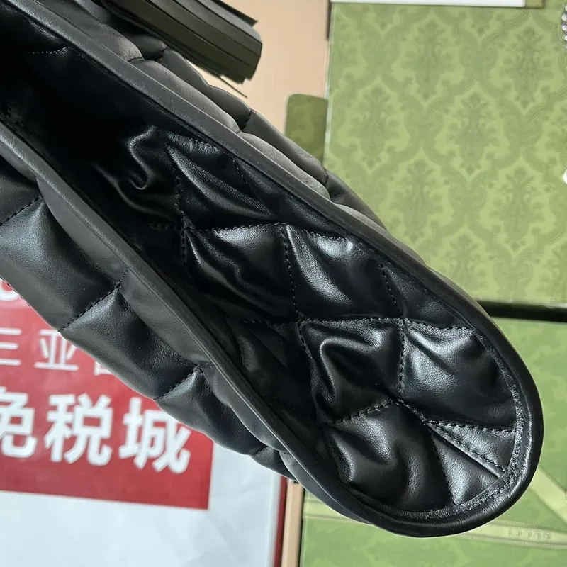 Gucci 746210 Gucci Deco střední taška přes rameno z černé kůže