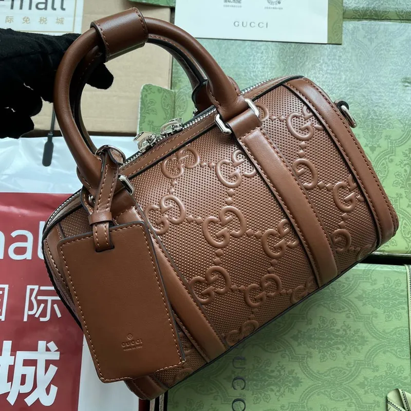 Gucci 725292 Jumbo GG Mini Embossed Taška Hnědá