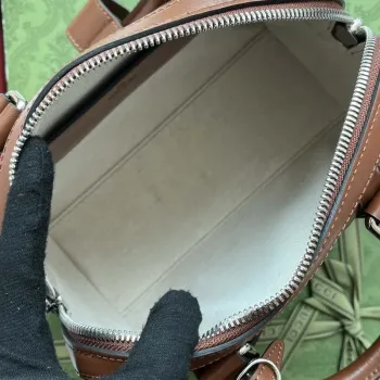 Gucci 725292 Jumbo GG Mini Embossed Taška Hnědá