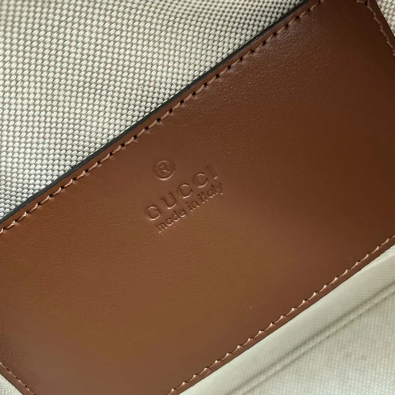 Gucci 725292 Jumbo GG Mini Embossed Taška Hnědá