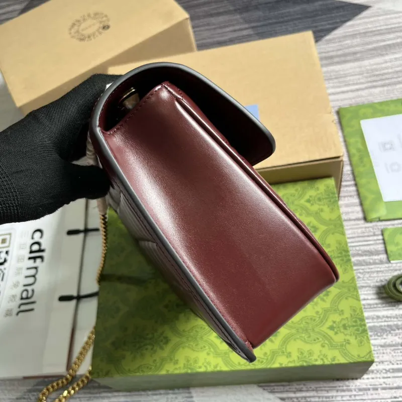 Gucci 740834 GG Deco Malá Ramenní Taška Vínově Červená