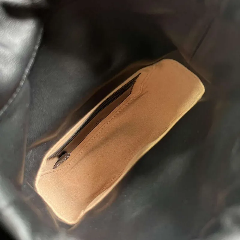 Gucci 746433 GG Marmont Mini Bucket Bag Černá