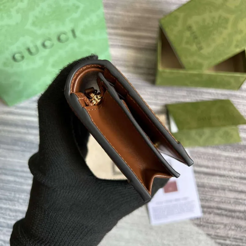 Gucci 723786 GG Matelassé Karta Peněženka Hnědá