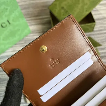 Gucci 723786 GG Matelassé Karta Peněženka Hnědá