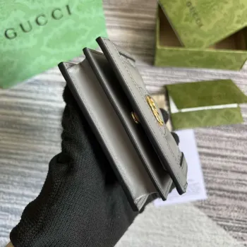 Gucci 723786 GG Matelassé Karta Pouzdro Peněženka Šedá