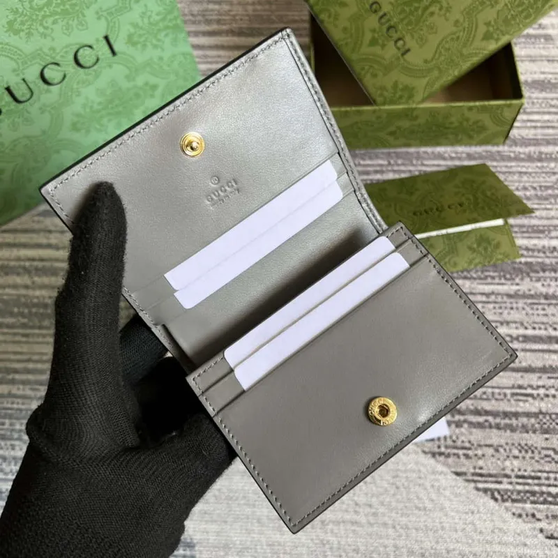 Gucci 723786 GG Matelassé Karta Pouzdro Peněženka Šedá
