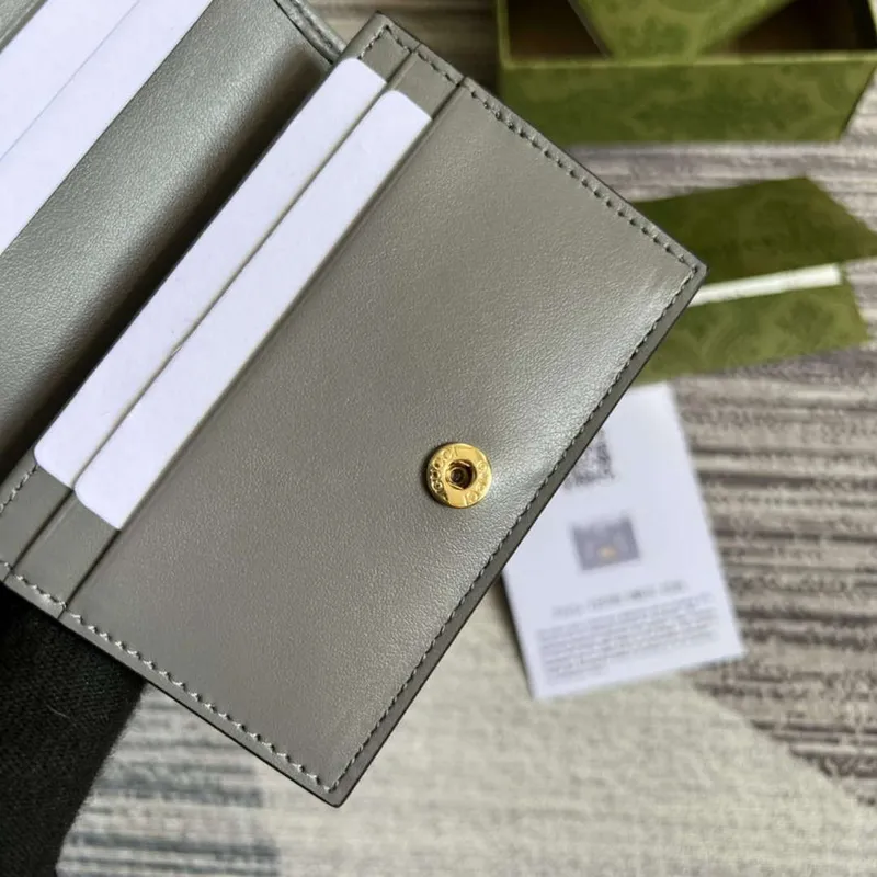 Gucci 723786 GG Matelassé Karta Pouzdro Peněženka Šedá