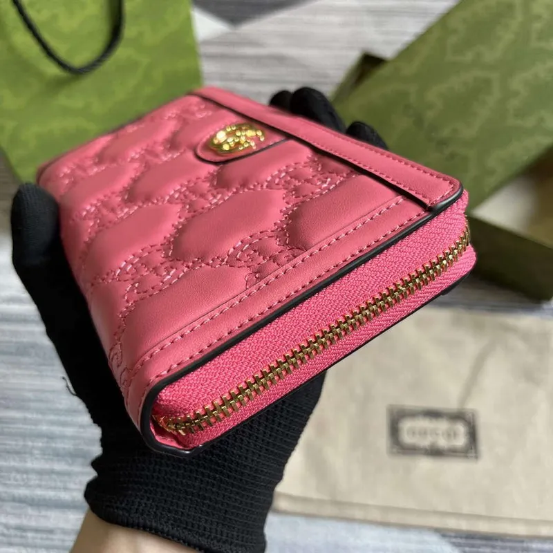 Gucci 723784 GG Matelassé Zip Around Wallet Růžová