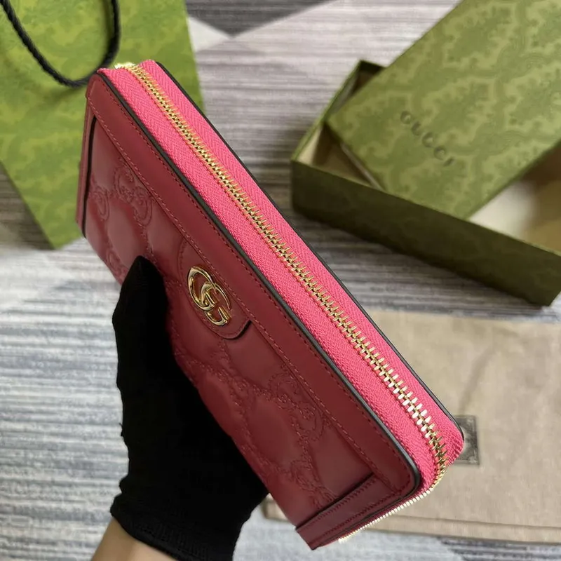 Gucci 723784 GG Matelassé Zip Around Wallet Růžová