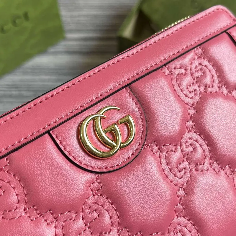 Gucci 723784 GG Matelassé Zip Around Wallet Růžová