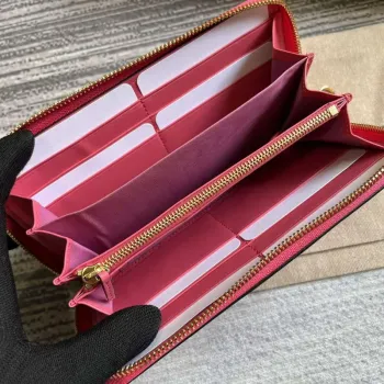 Gucci 723784 GG Matelassé Zip Around Wallet Růžová
