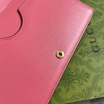 Gucci 723787 GG Matelassé Chain Wallet Růžová růžová