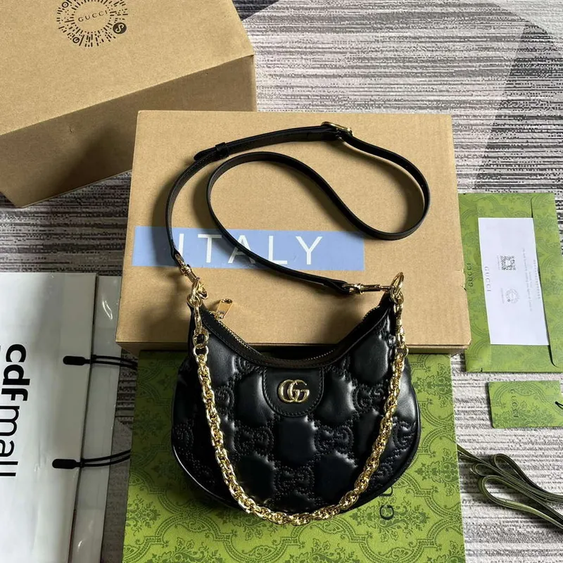 Gucci 739736 GG Matelassé Mini Taška Černá