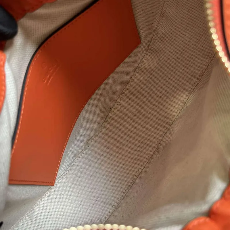 Gucci 739709 GG Matelassé Malá Kabelka přes Rameno Oranžová