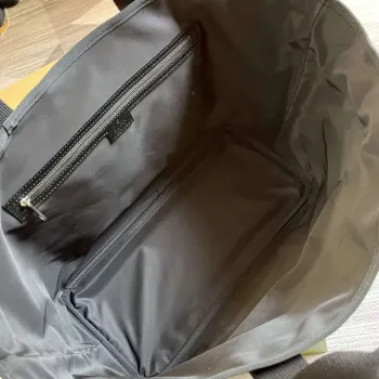 Gucci 746037 Gucci Off The Grid Střední taška přes rameno Černá