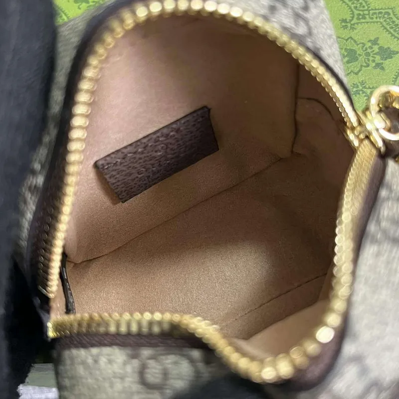 Gucci 726252 peněženka na mince s jahodovým motivem a dvojitým G hnědá