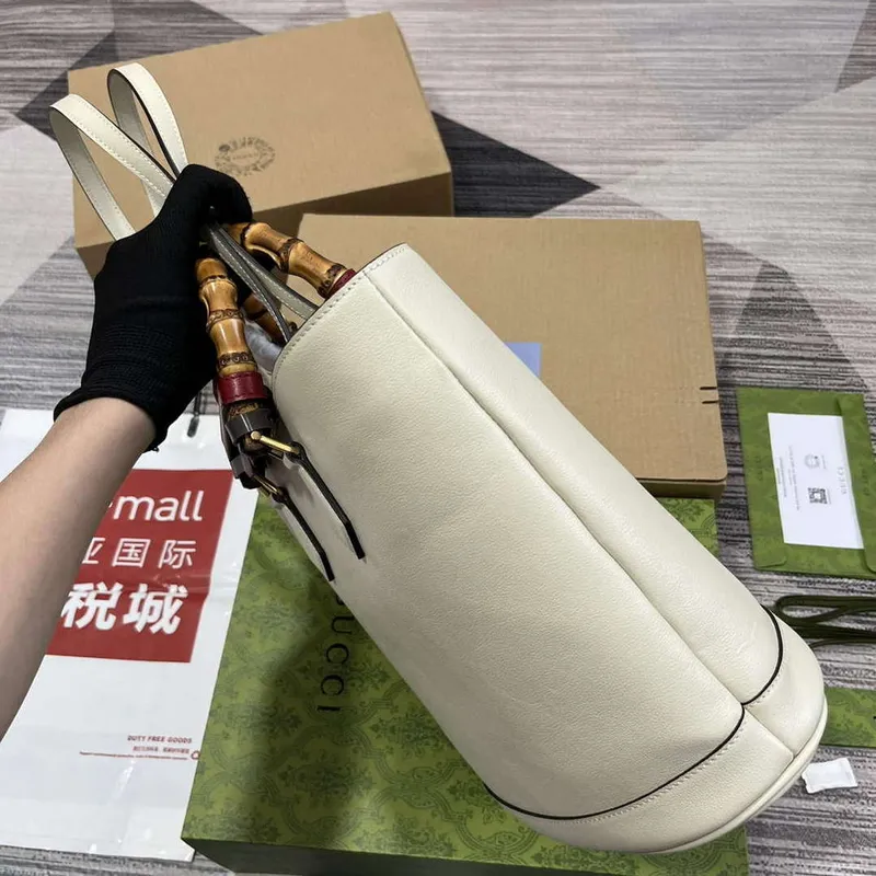 Gucci 750394 Gucci Diana Střední Tote Taška Bílá kůže