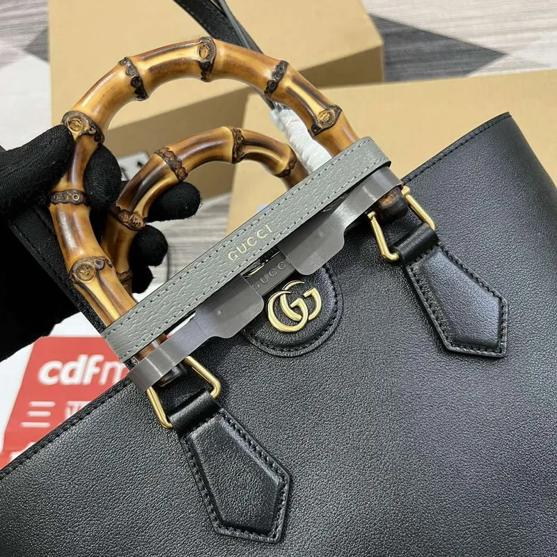 Gucci 750394 Gucci Diana Střední Tote Taška Černá kůže