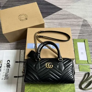 Gucci 746319 GG Marmont Malá kabelka s horním uchem Černá