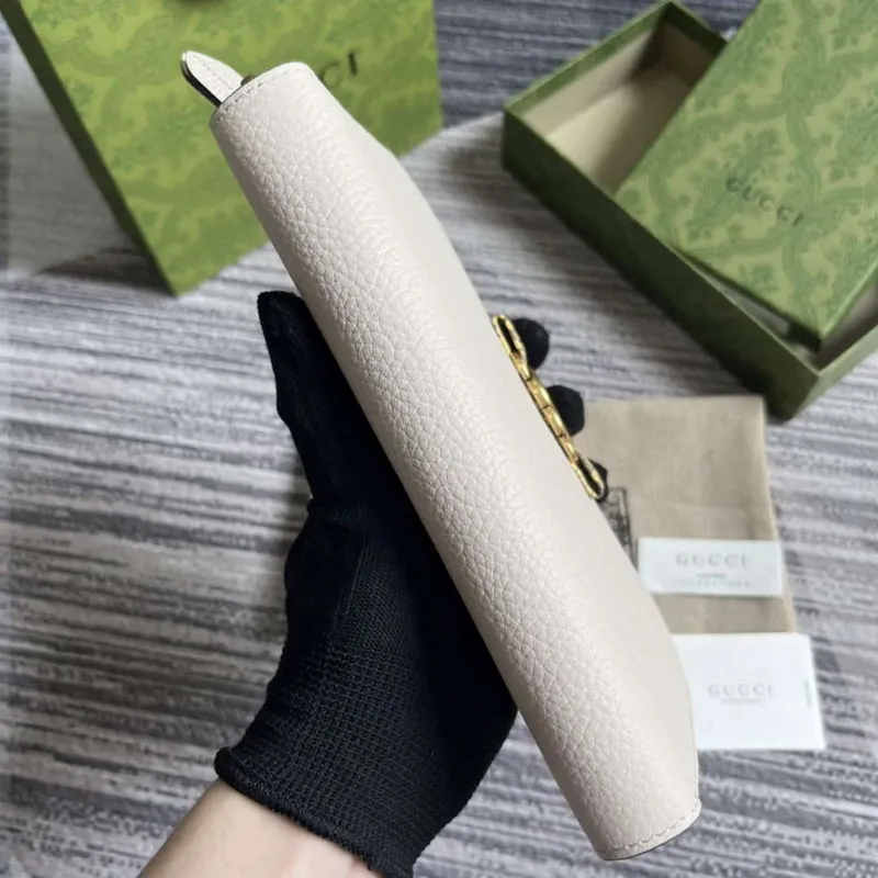 Gucci 750458 zipová peněženka s propletenou G pythonovou mašlí bílá