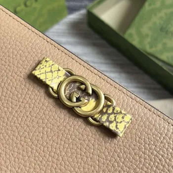 Gucci 750458 zipová peněženka s propleteným G hadím mašlí v růžové béžové barvě