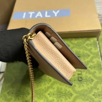 Gucci 746056 Řetězová peněženka s propleteným G hadí mašlí růžová béžová