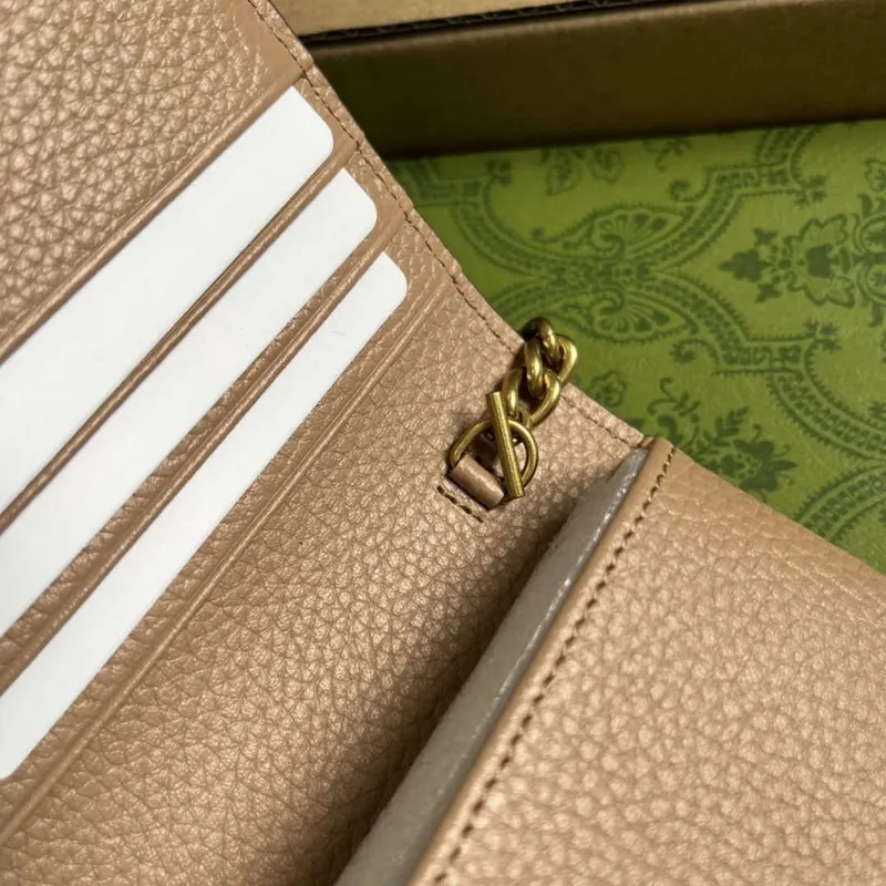 Gucci 746056 Řetězová peněženka s propleteným G hadí mašlí růžová béžová