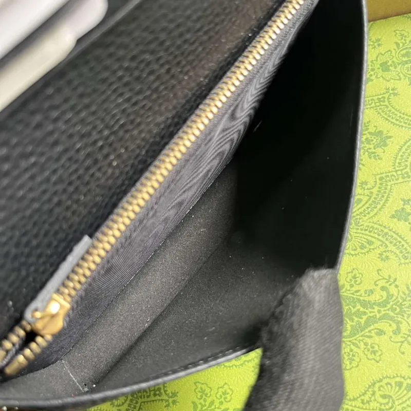 Gucci 746056 Řetězová peněženka s propleteným G hadí mašlí černá