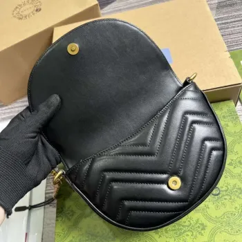 Gucci 746431 GG Marmont Matelassé Chain Mini Bag Černá