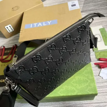 Gucci 696009 GG Embossed Střední Messenger Taška Černá